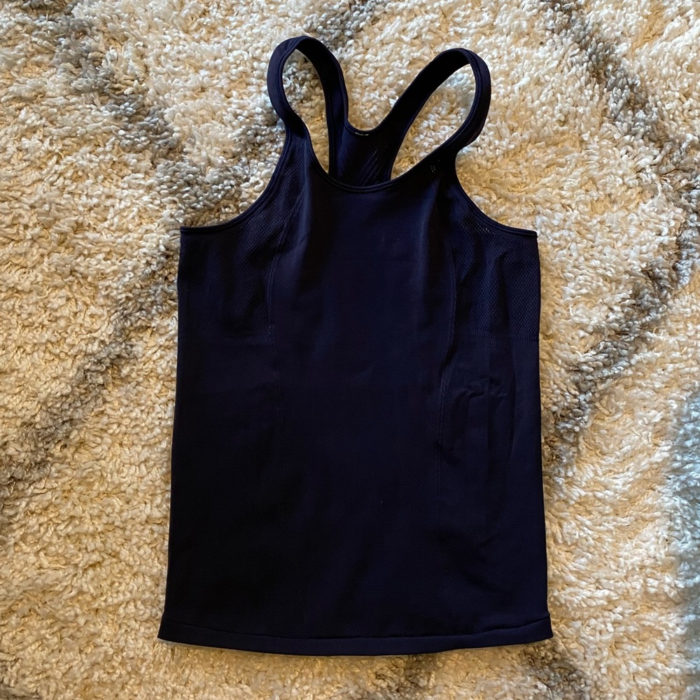 VGUC Mesh Detail Navy Lululemon Tank 8